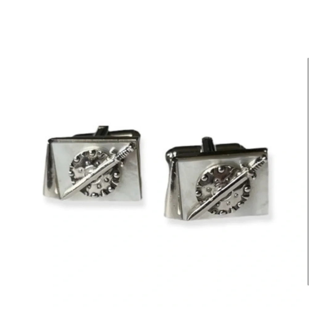 🫶🏻 Vintage Mother of Pearl Cuff Links